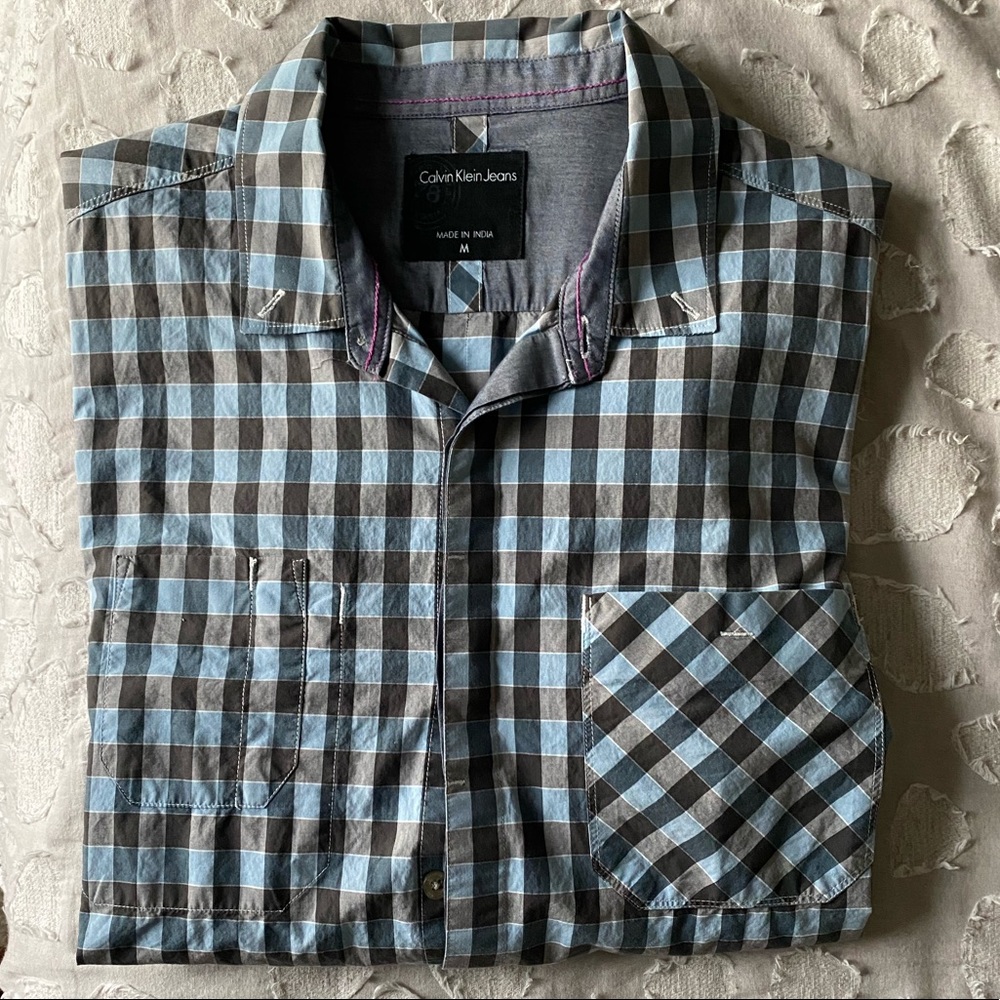 Calvin Klein men’s grey, black and blue plaid grid pattern button down size M - Picture 2 of 7